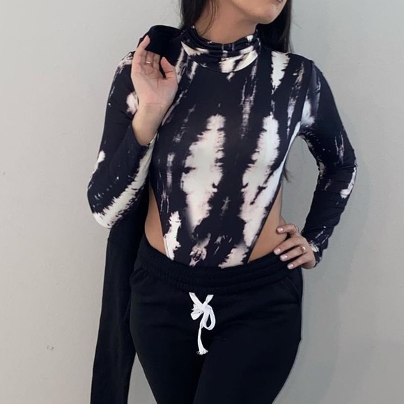 BRAND NEW tie die cutout bodysuit - Picture 2 of 5